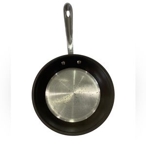 All-Clad d5 Stainless-Steel Nonstick Fry Pan